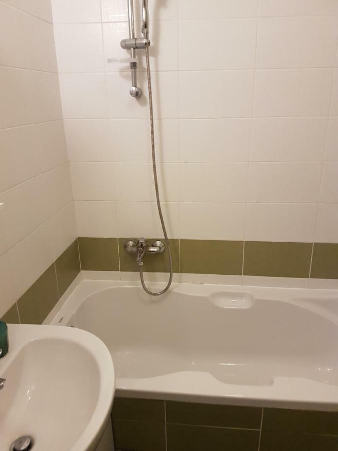 Appartement Apartman Ella à Zagreb Extérieur photo
