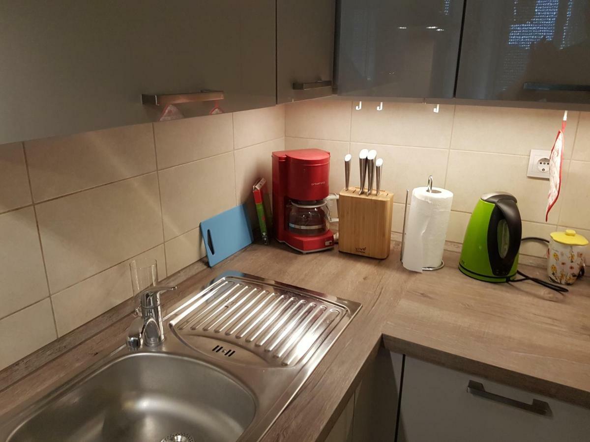 Appartement Apartman Ella à Zagreb Extérieur photo